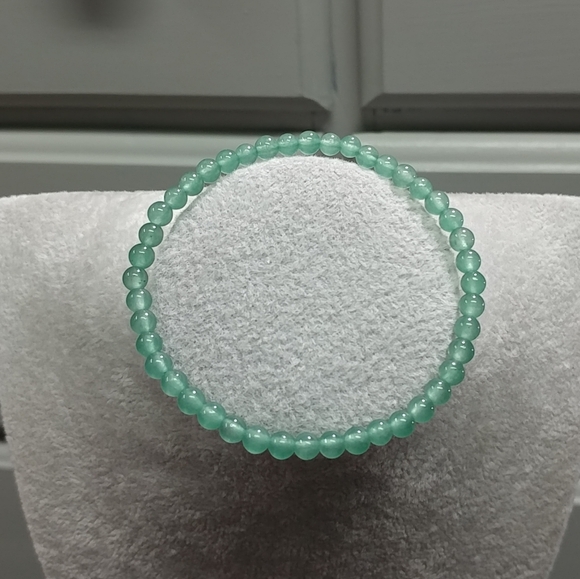 Green Aventurine Beaded Stretch Bracelet Natural Green Aventurine Gemstone Beads - Picture 8 of 12
